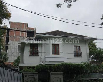 Rumah Bagus Ada Swimming Pool Di Menteng Jakarta Pusat