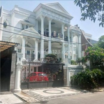 Dijual murah rumah mewah di batununggal bandung.