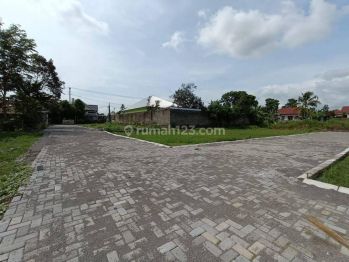 Siap Ajb, Tanah Sleman, Barat Jl. Kaliurang Km 10 Dekat Uii