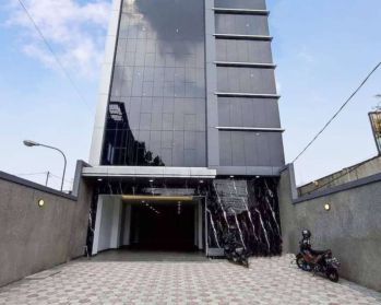 S461 Dijual Gedung Baru 4,5 Lantai Strategis di Cawang Jakarta Timur