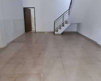 DISEWAKAN 2,5LANTAI BAGUS RUKO DI BOULEVARD HIJAU BEKASI