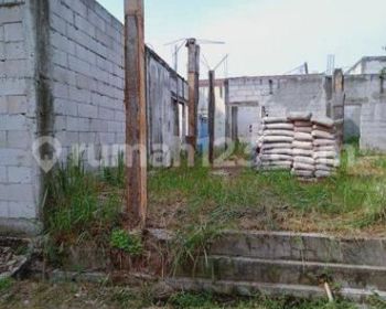 Di jual hitung tanah aja 126 m di permata tangerang