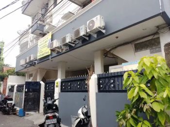 DIJUAL KOST 48 KAMAR DG ROI FANTASTIS 8-10%/ thn di Mangga