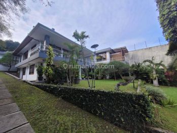 Ruang Usaha Cocok Untuk Cafe Atau Restoran di Ciumbuleuit Bandung