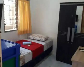 Kos campur kamar mandi luarWifi.Airminum.kulkas.Include listrik.bersih