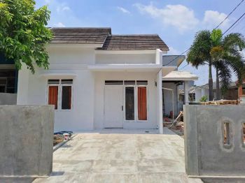 FULLY RENOVATED! Metland Cibitung Bekasi Rumah Hook dekat Stasiun KRL