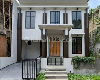 SEGERA Rumah Bagus Brand New di Maleo, Bintaro Jaya Sektor 9, Tangerang Selatan
