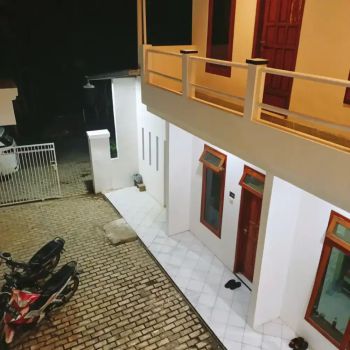 Kost Ketapang, ada dapur full kitchen set dan laundry room.