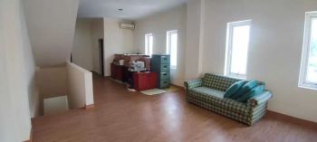 Ruko 3½ Lantai di Manyar, Pantai Indah Kapuk