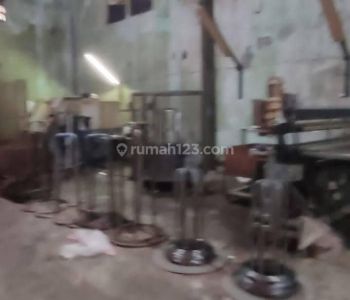 Pabrik di Sayap Taman Kopo Indah 3560 m SHM Bagus