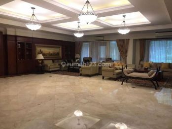 Disewakan Rumah Bagus Siap Huni Lokasi Prime Di Menteng