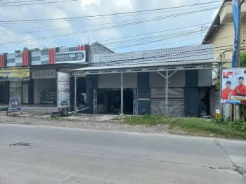 Tanah dan Bangunan Bekas Toko Kelontong