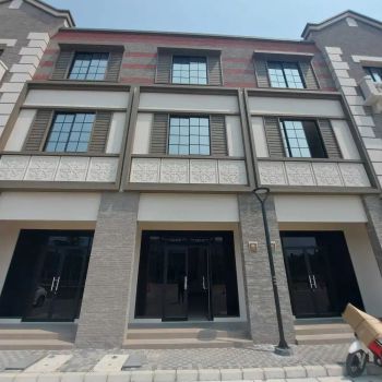 Disewakan Ruko PIK 2 Osaka Riverview Uk. 4.5x15 m Kosongan Murah