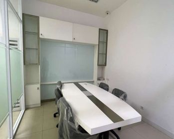 DISEWAKAN SIAP PAKAI RUKO FINANCIAL CENTER di Boulevard Gading Serpong
