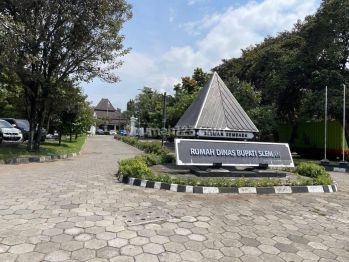 Tanah Dekat Pemda Sleman, Mangku Jalan Aspal