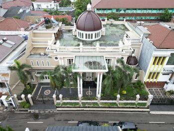 Dijual cepat rumah mewah full furnish Komplek Duren sawit Jaktim