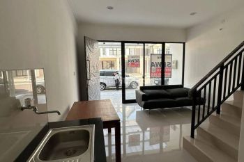 Disewakan Rumah Pik 2 4,5x12,5m2 Siap Huni