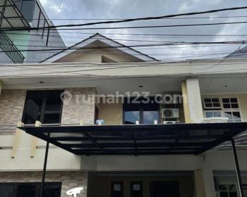 Rumah Muara Karang Blok 10