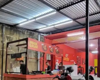 Di Kontrakan Tempat Usaha dan Isinya