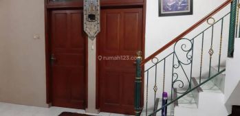 Di sewakan  siap huni rumah semi furnished di Poris indah
