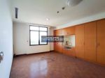 thumbnail-kusuma-candra-3-beds-tower-c-middle-floor-pool-view-coldwell-banker-7