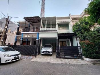 Di jual rumah bagus 2 lantai di thb dekat plaza thb harapan