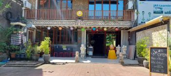 Dijual Restaurant Vegetarian yang masih beroperasional. Luas 4 Are
