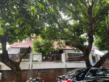 Lokasi Tenang di Pondok Indah