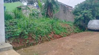 Tanah kavling 78 meter SHM masuk mobil di sawangan Cinangka Depok