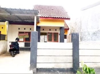 Disewakan rumah di perumahan surodinawan belakang RSUD Mjk