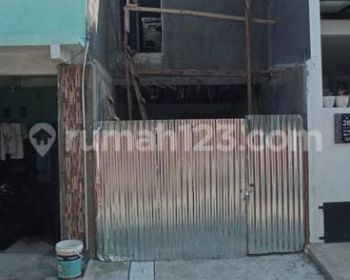 Tanah Ada Bangunan Setengah Jadi di Rawamangun Jaktim