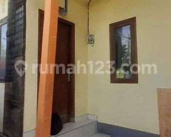 Do 239 disewakan Rumah Lokal di Kawasan Jimbaran Bawah