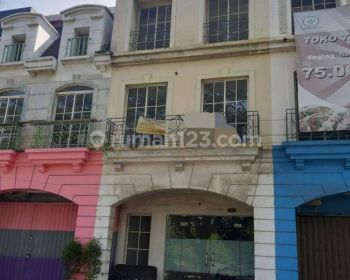 Ruko di Ruko Plaza Eropa Jl Trocadero no 101 seberang ruko Pinangsia karawaci 68
