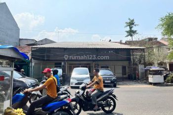 Dijual Bangunan Rumah Kos kosan Lokasi Strategis di Benhil 75 Juta