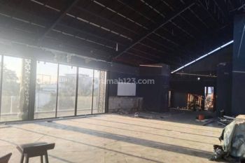 Ovekontrak Ruang Usaha di Berawa, Canggu HS - Hak Sewa