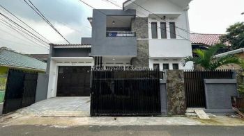 Tebet Timur, Rumah Siap Huni, Akses 2 Mobil, Lt 165 M2