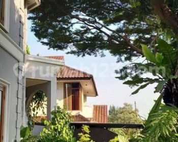 Rumàh 2 lantài,lux,asri