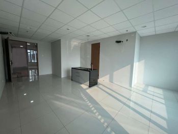 DISEWAKAN 1 UNIT RUANG KANTOR HQUARTERS ASIA AFRIKA BANDUNG