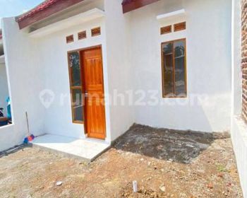 Rumah Siap Huni Lokasi Strategis Di Bandung