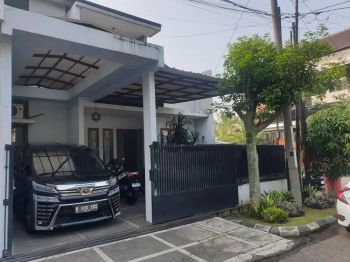 rumah modern minimalis di batununggal