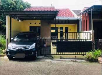 Rumah minimalis di Tembalang