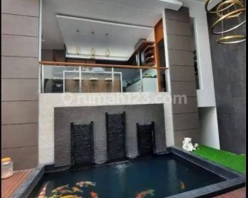 Rumah Mewah Minimalis Furnished di Komplek Singgasana Pradana