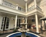 thumbnail-pondok-indah-luxury-house-by-davinci-11