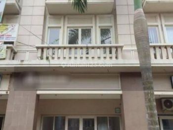 Dijuall Ruko 3.5 lantai  Darmawangsa Grand Taruma di Karawang barat