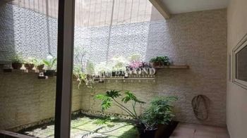 RUMAH ASRI BERSIH BANGET 2LANTAI DI TAMAN KOPO INDAH BANDUNG