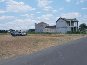 Timur Candi Prambanan,Pekarangan Kemudo Klaten