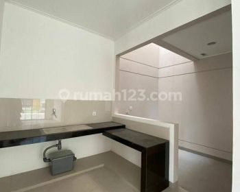 Disewa Rumah PIK 2 San Antonio 8x12.5 Semi Furnish Baru Termurah