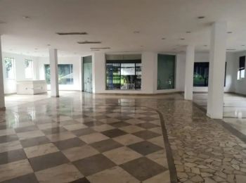 Disewakan Gedung 4 lantai diSayap Sukajadi/Setiabudi