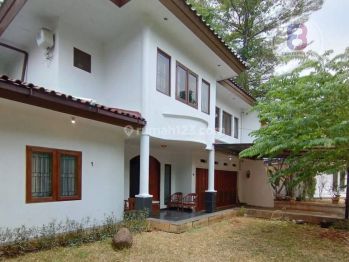 Rumah Terawat Siap Huni Di Cikini Dekat Taman Menteng Bintaro