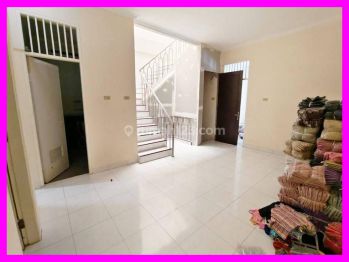 Dhyana Disewa Rumah Uk 6.5x18m di Jelambar